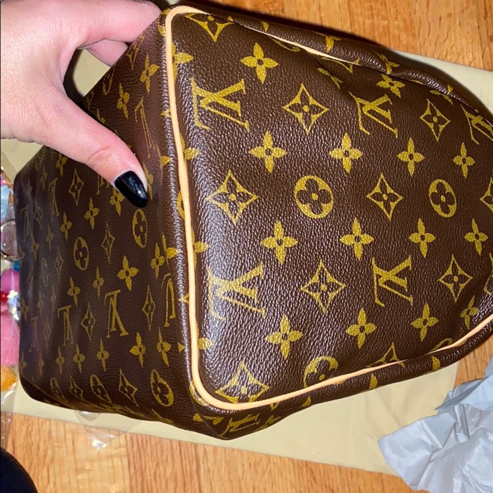 Louis Vuitton speedy 30 🌟sold out in stores🌟 - Picture 8 of 16